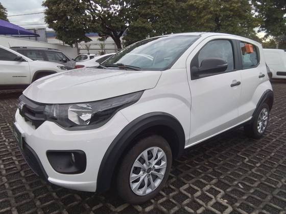 FIAT MOBI 1.0 EVO FLEX LIKE. MANUAL FIAT MOBI 1.0 EVO FLEX LIKE. MANUAL